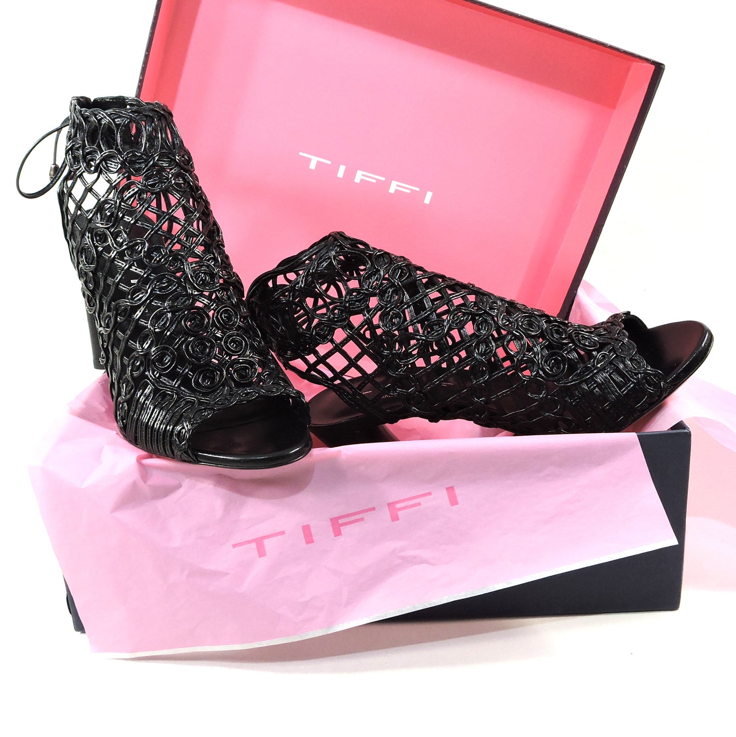TIFFI 🇮🇹 WOMEN'S BLACK LEATHER FASHION SANDALS