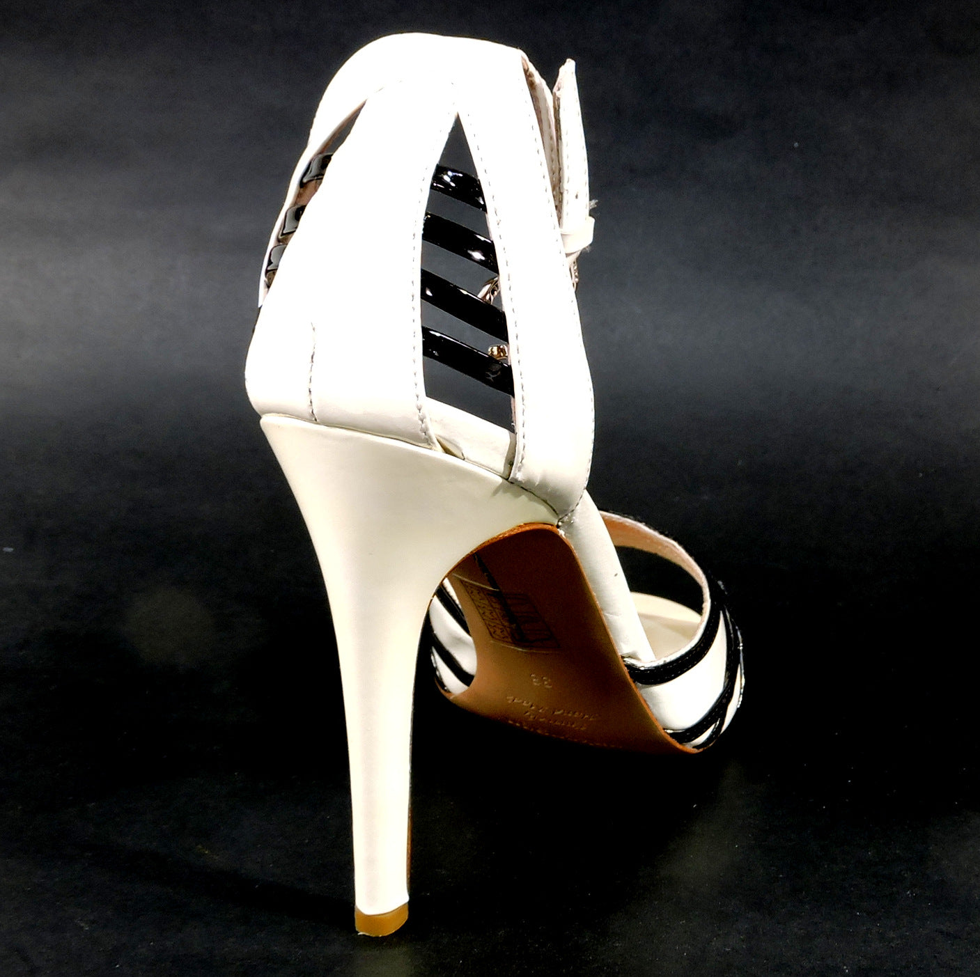 PAKERSON ๐ฎ๐น WOMEN'S OFF WHITE LEATHER COMFORT FASHION SANDALS