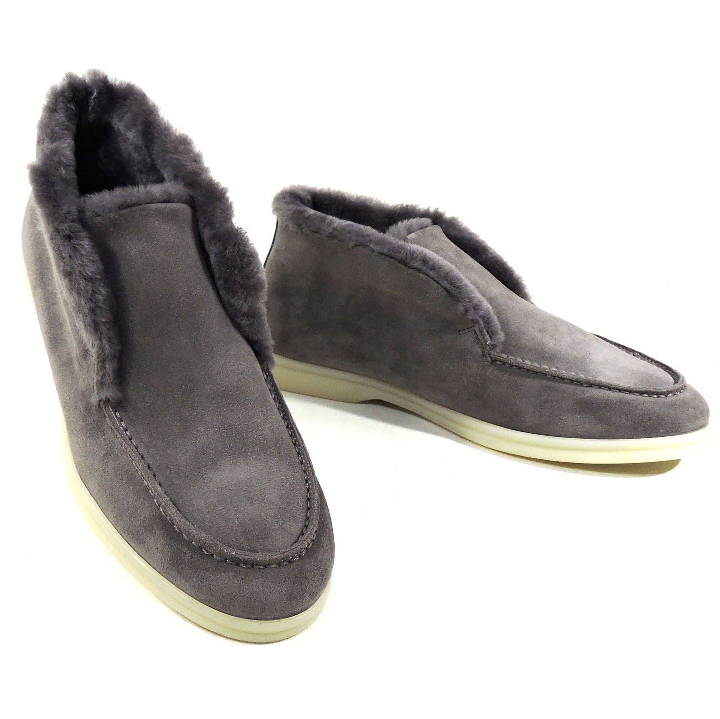 CASADEI ๐ฎ๐น WOMEN'S GREY SUEDE MERINO FUR WINTER BOOTIE