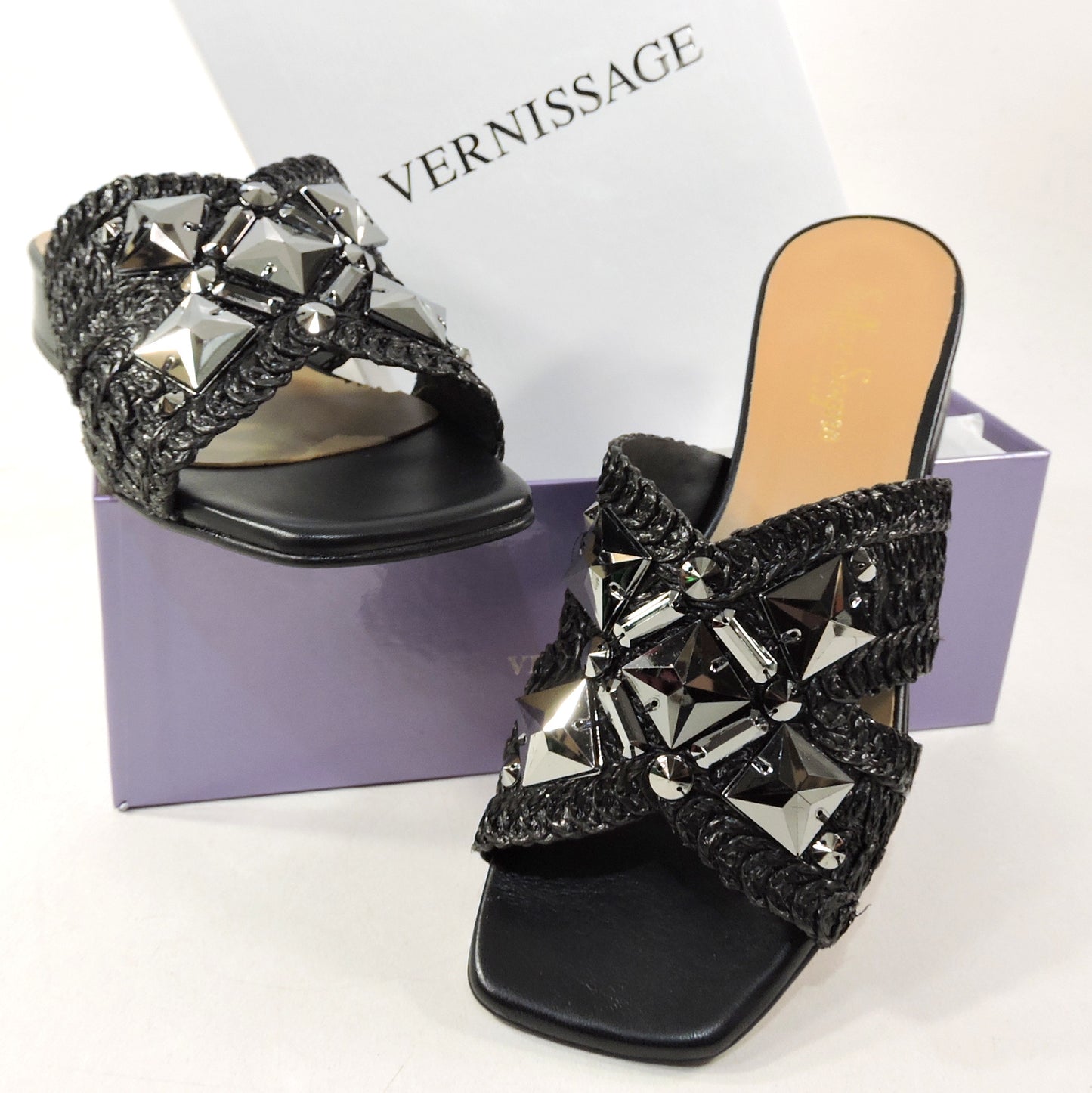 VERNISSAGE ๐ฎ๐น WOMEN'S BLACK FASHION COMFORT MULES