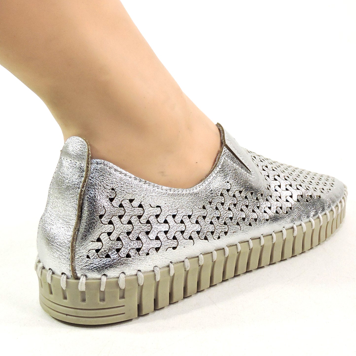 FRAU 🇮🇹 WOMEN'S SOFT SILVER LEATHER COMFORT SUMMER LOAFERS