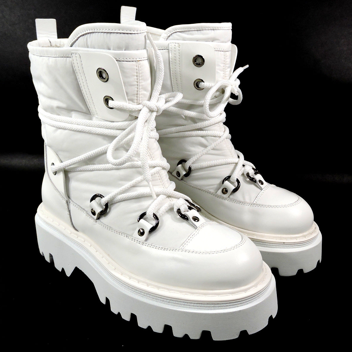 CASADEI 🇮🇹 WOMENS WHITE LEAHER WINTER ANKLE BOOTS