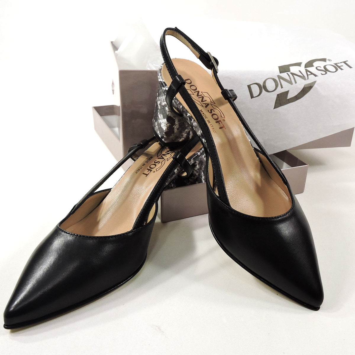 MOT-CLe š®š¹ WOMEN'S BLACK LEATHER HEELED SUMMER SANDALS