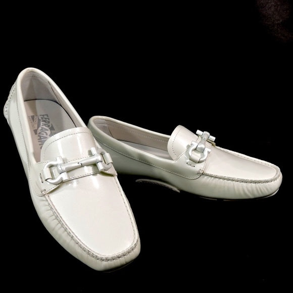 SALVATORE FERRAGAMO ๐ฎ๐น WOMEN'S OFF WHITE LEATHER COMFORT LOAFERS BOUTIQUE