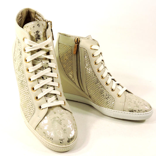 LUIGI TRAINI 🇮🇹 WOMEN'S BEIGE LEATHER COMFORT WEDGE ANKLE BOOTIE